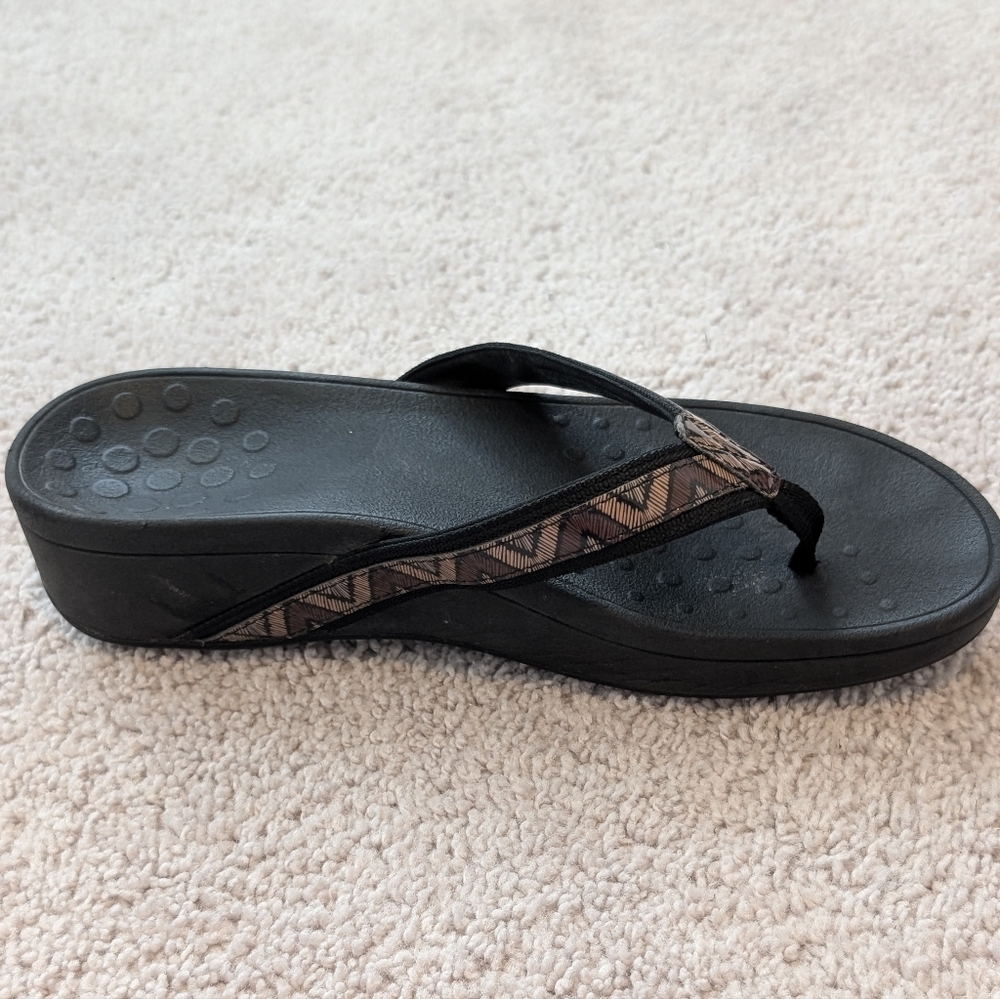 Vionic Women’s Size 9 High Tide Arch Sandal Flip Flop Black Orthopedic Classic - Picture 10 of 13